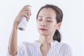 洋甘菊舒緩保濕噴霧的用法