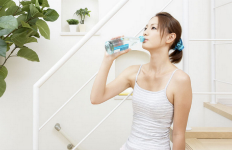 『珍妮膚』美麗日程表：教你起床就做水潤女人